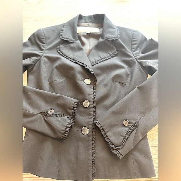 TRINA Turk Womens Ruffle Trim Black Blazer Jacket Lined 3 Silver Buttons 4 - Picture 5 of 14
